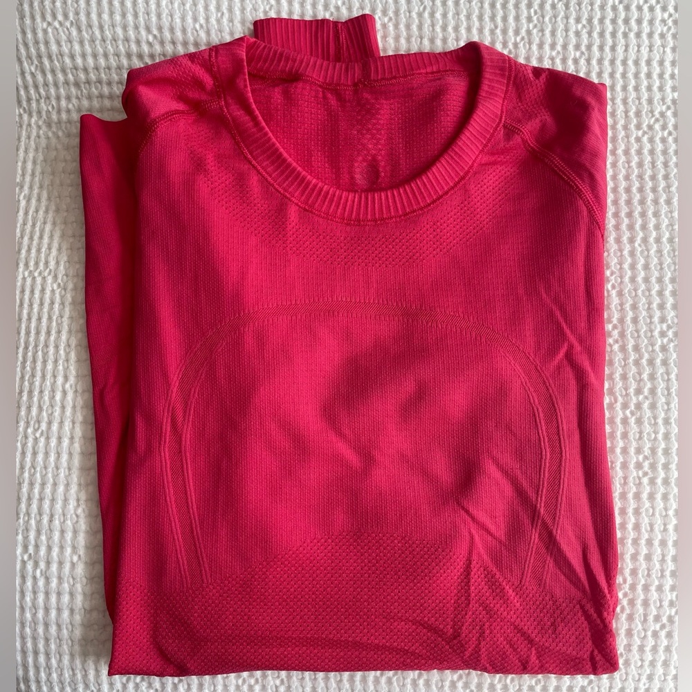 Lululemon Swiftly Tech Long Sleeve